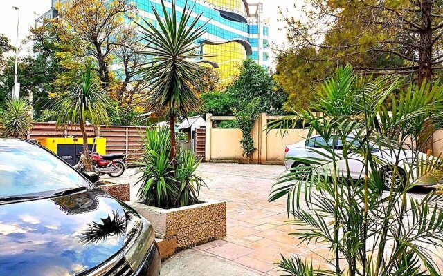 Signature Residence