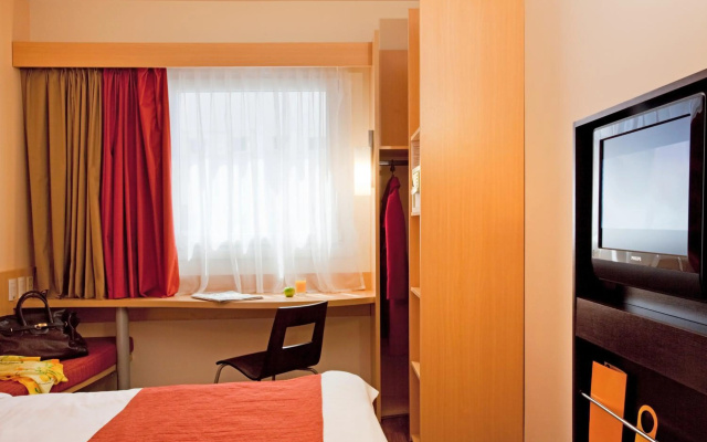 ibis Buenos Aires Obelisco - Image 4