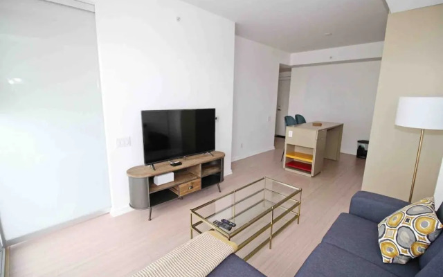 Executive Suite Entertainment District
