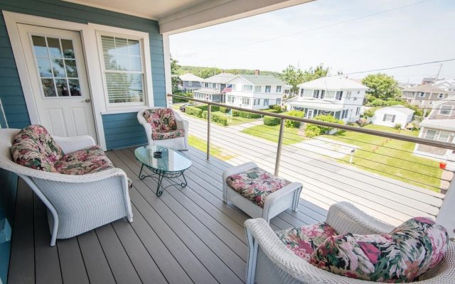 Colbyco Sand Hills Beach Scituate 10 Br home by RedAwning