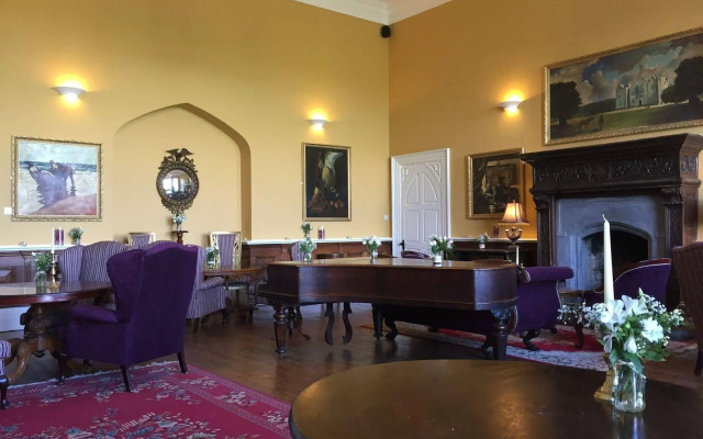 Kinnitty Castle Hotel
