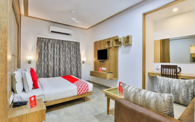 OYO 18585 Hotel Rajdhani