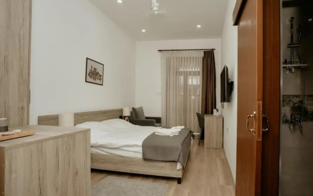 Old Stone Boutique Hotel