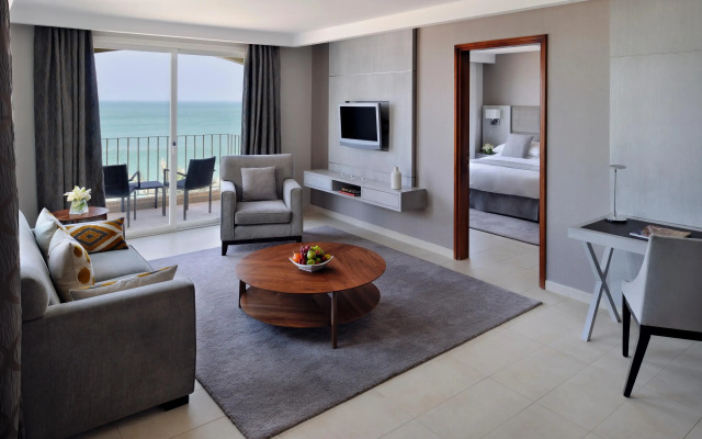 Mövenpick Hotel & Resort Al Bida'a Kuwait