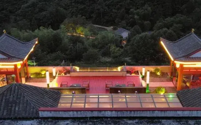 Zhangjiajie Guanshanyuan Homestay (Wulingyuan National Forest Park)