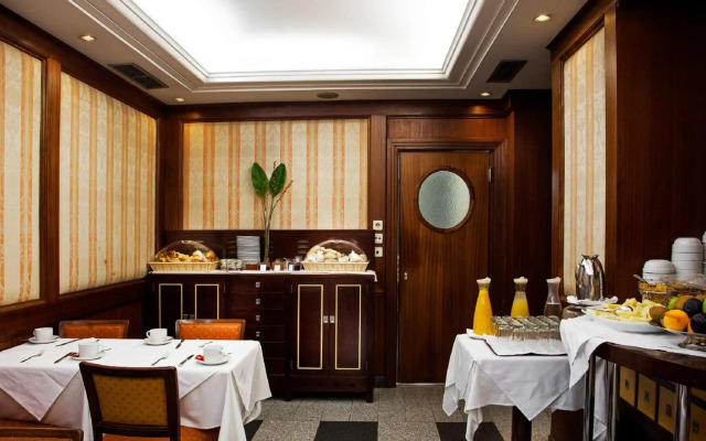 Hotel Metropole