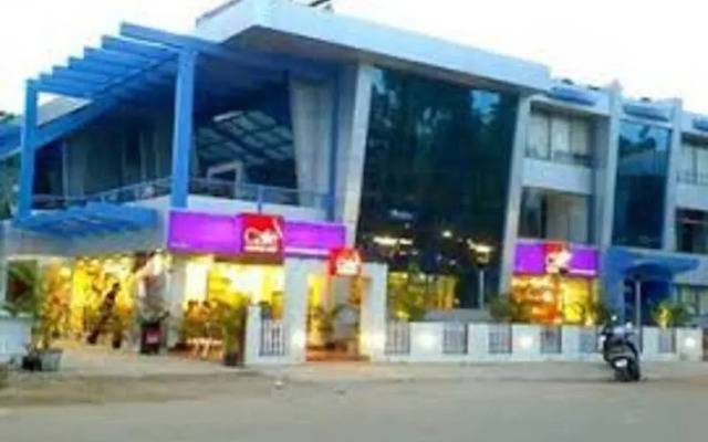 Baywatch Beach Resort