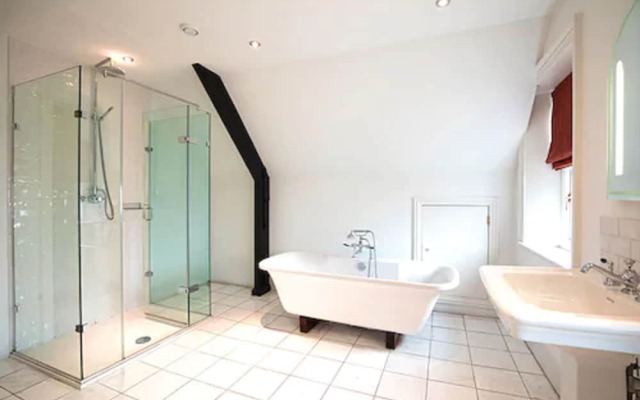 The Cleveland Tontine