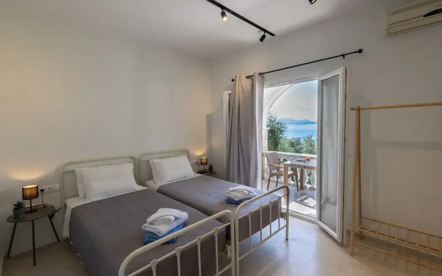 Vallia's Seaview & Stylish Apartments by Konnect, Nisaki