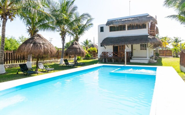 Casa Nino Holbox