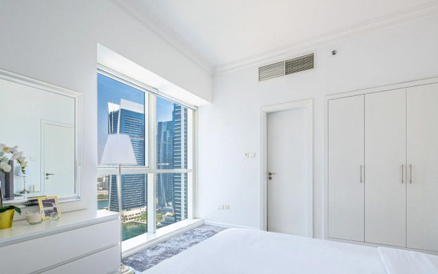 MAG 214 Tower 1 by LUX Holiday Home