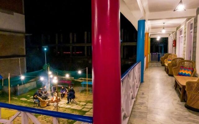 goSTOPS Manali - Hostel