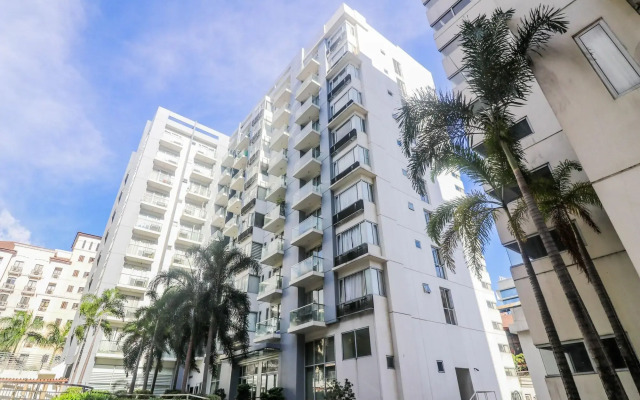 PRS at One Palm Tree Villa near Airport