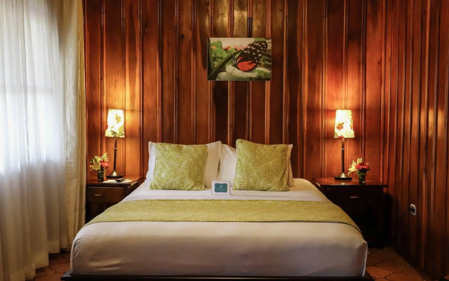 Hotel Tangara Arenal