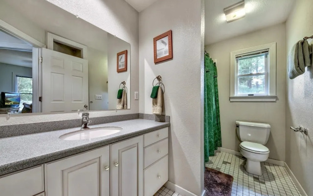 1624p The Player Cabin 3 Bedroom Home by Redawning