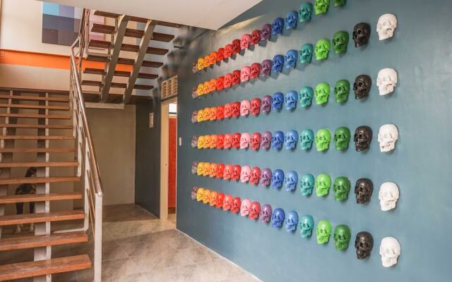 HQ Hostel