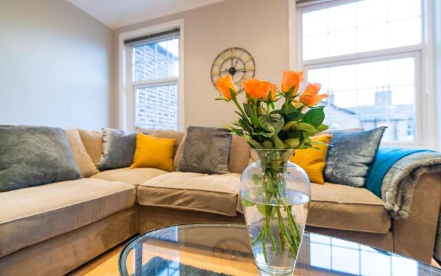 Modern Living 2 Bedroom Apartment South Wilmslow