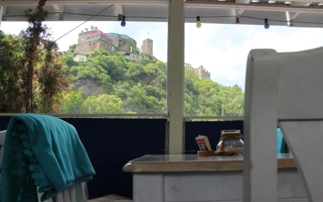 Musikalische Ferienwohnung mit Rheinblick
