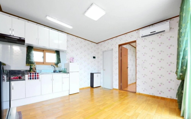 The Tree in the Lake