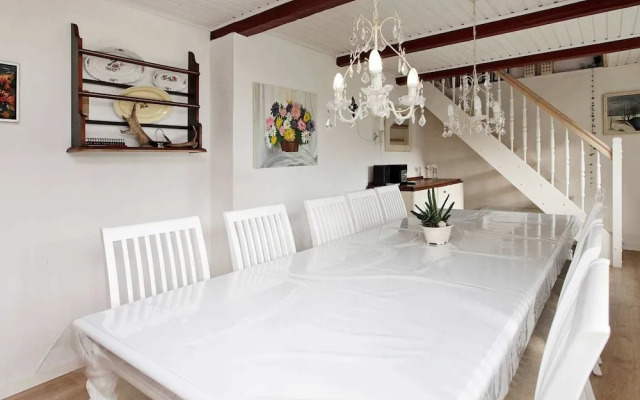 10 Person Holiday Home in Thyholm-by Traum