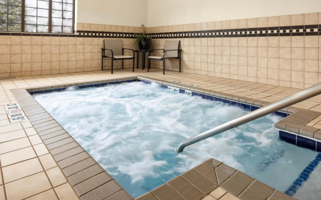 Staybridge Suites Minneapolis-Bloomington by IHG