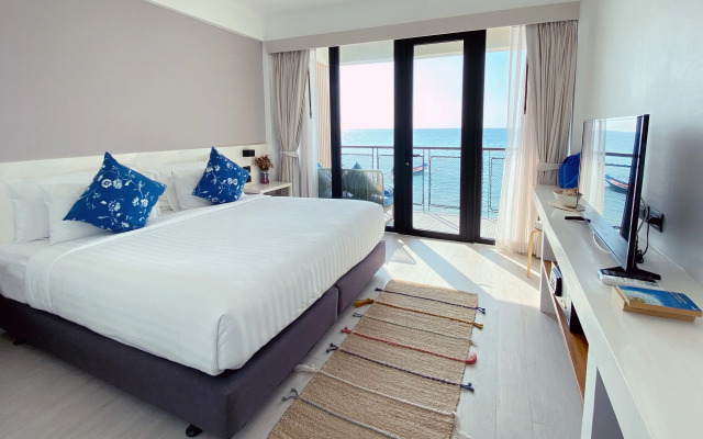 Blue Tao Beach Hotel