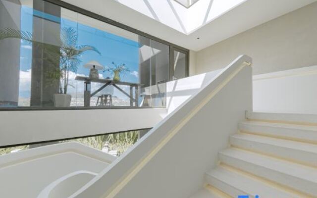 Xishuangbanna Jinghong Neverwinter Hotel