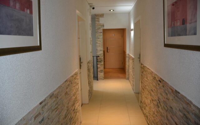 Alpina Hotel