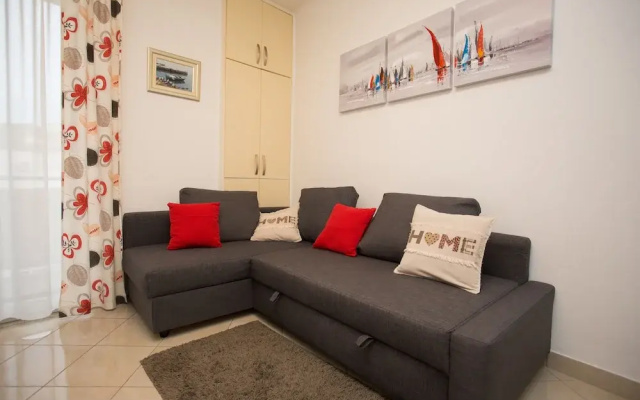 Split Center Beautiful Apartment