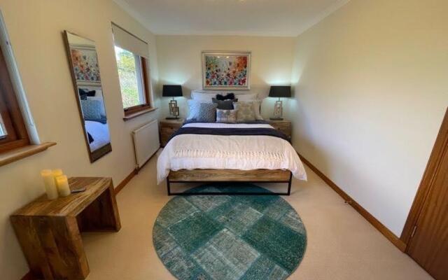 Relax at the Blue Spa House in the Highlands
