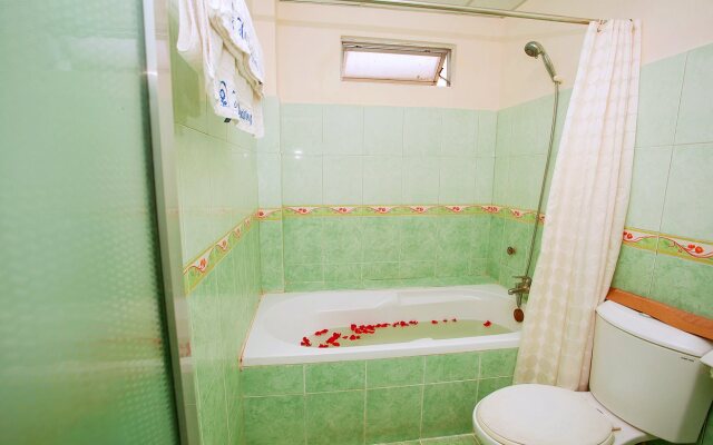 Sunflower Hotel