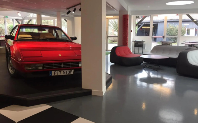 Enzo Trappes By Kyriad Direct