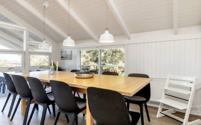 10 Person Holiday Home in Lokken