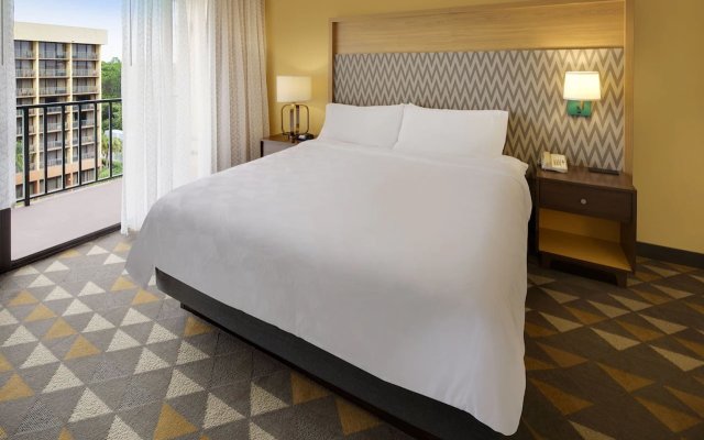 Holiday Inn & Suites Orlando SW - Celebration Area, an IHG Hotel