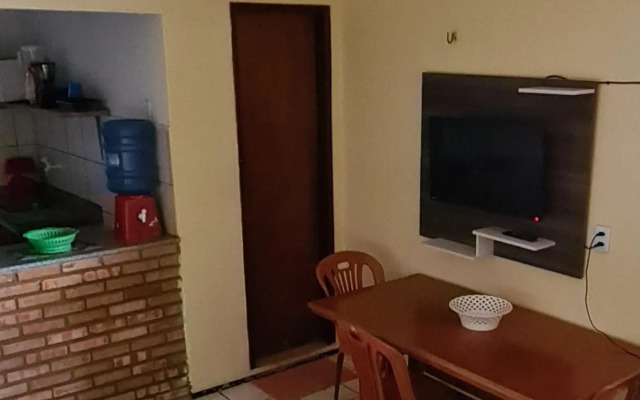 Apartamento 06 - na Praia do Futuro com piscina.