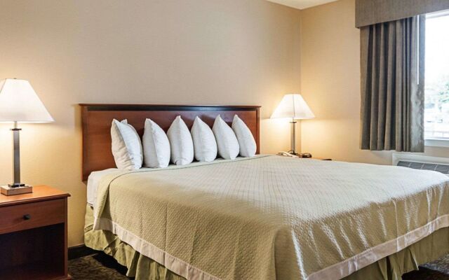 Motel 6 Junction, Texas - Llano River