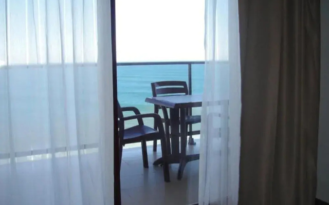 Aparthotel El Faro