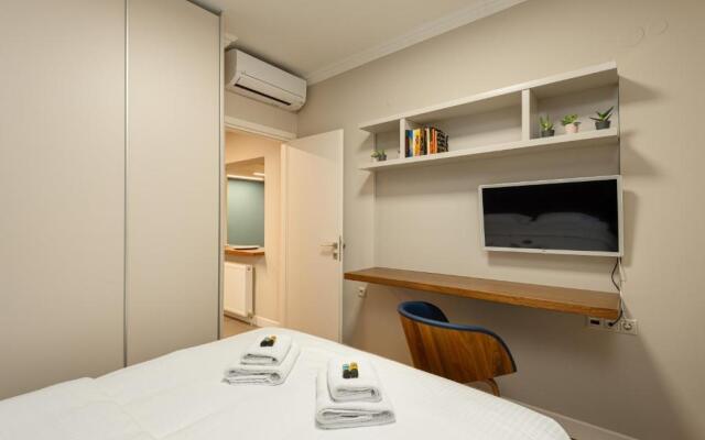 Urban chic 2bdrm aptmt close to the city centre