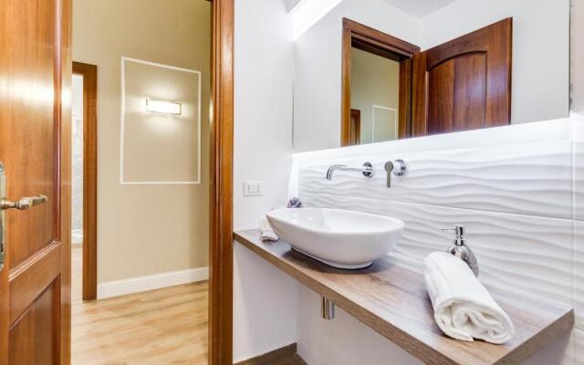 Repubblica Exclusive Apartment