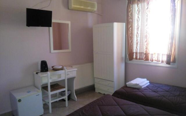 Hera Hotel