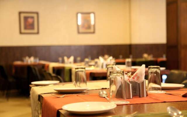 OYO 1920 Hotel Bella Vista