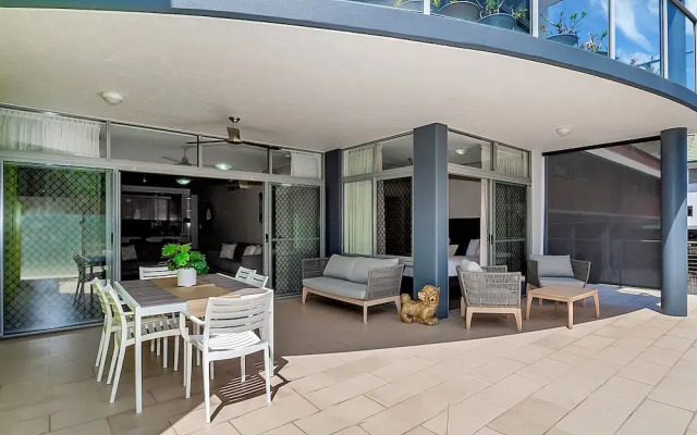 Stunning Ground Floor City Apartment 104