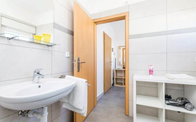 Amazing Home in Banjol With Wifi and 1 Bedrooms