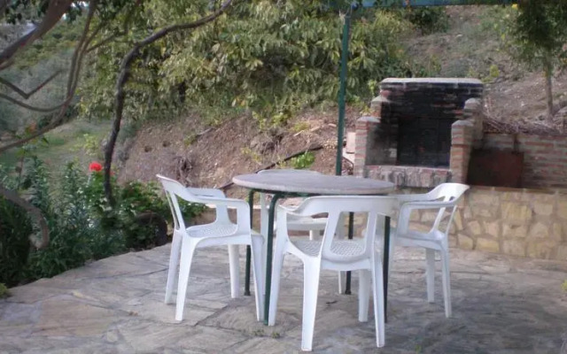 Colica House