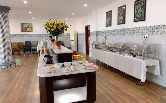 Long Bao Chau Hotel