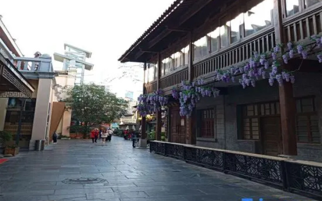 Yunnan Homestay (Kunming Railway Station)