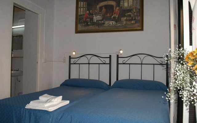 Pension Santa Maria La Blanca