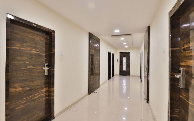 OYO 27633 Hotel Dan