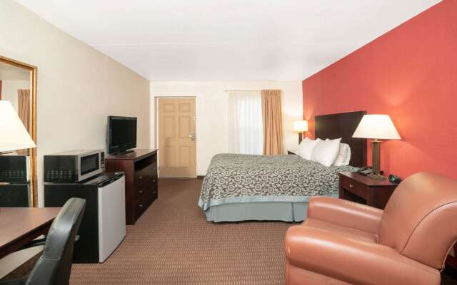 Days Inn by Wyndham Cave City