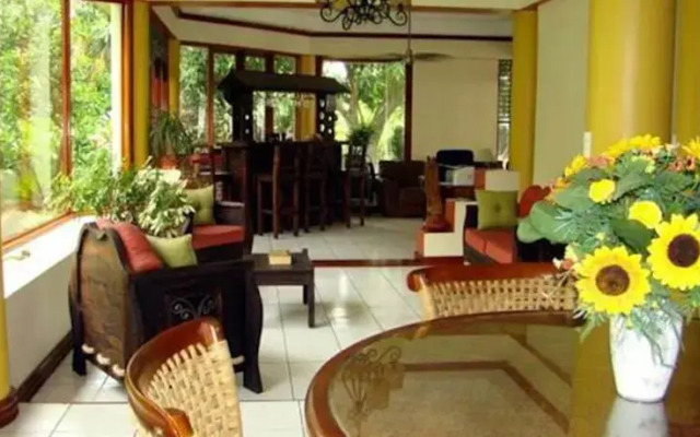Villa Los Arcos